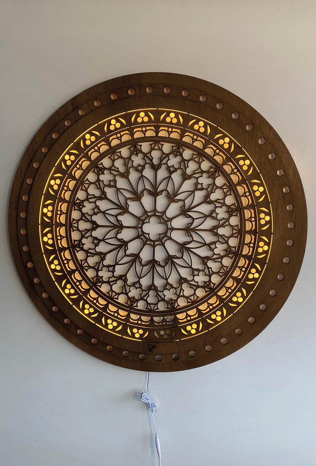 notre dame de paris / 80 cm